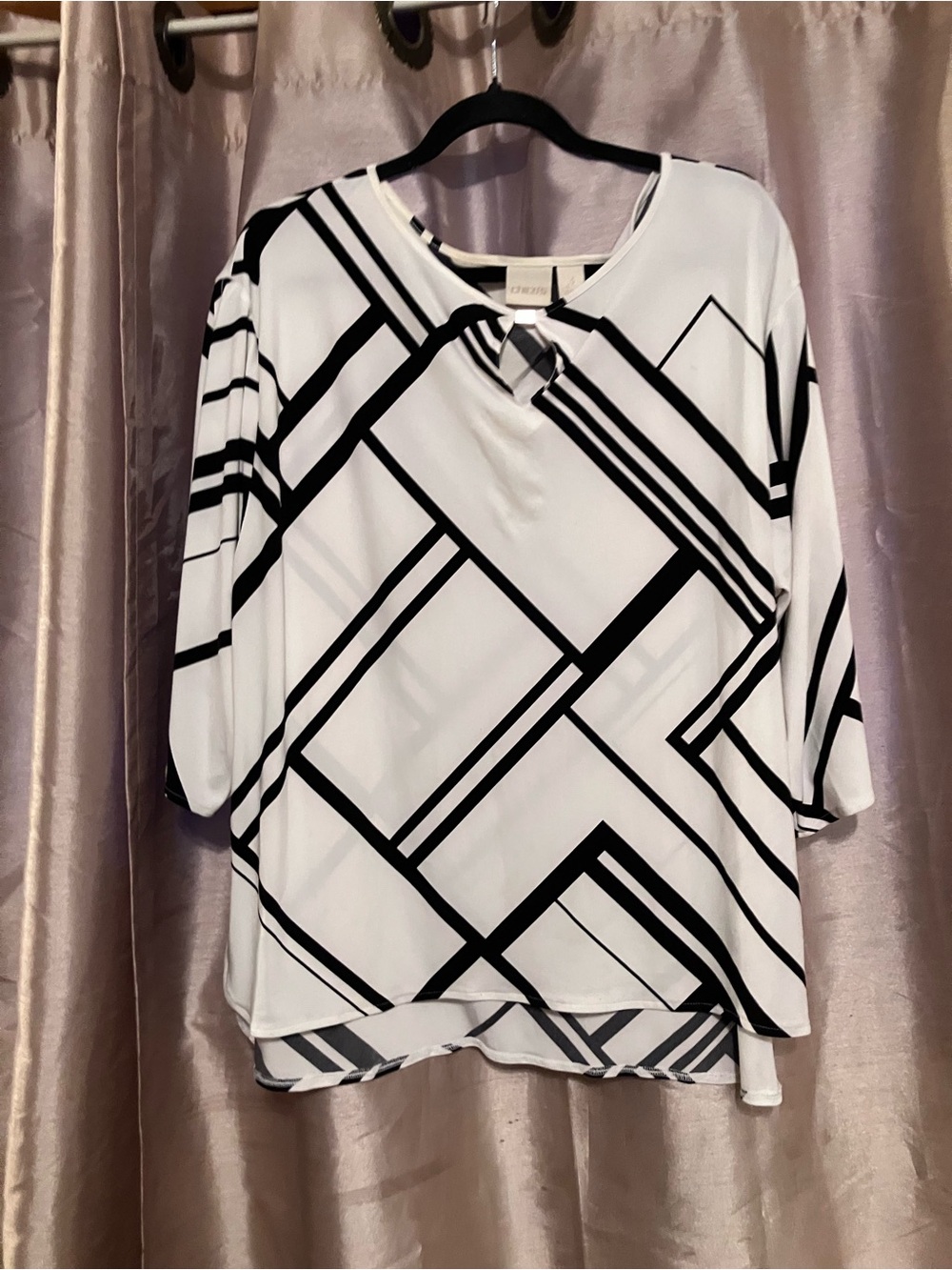 White & Black Geometric flutter blouse
